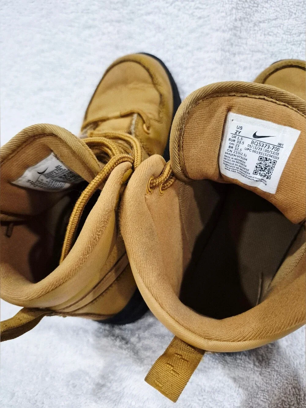Nike Manoa LTR Boots Boys, Size 2Y, Wheat/Black, BQ5373-700